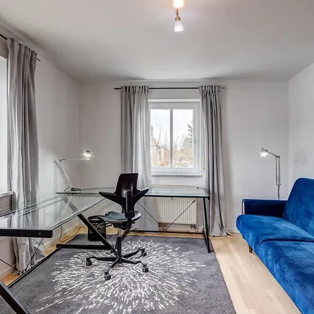 3-zimmer Mit Sehr Gutem Grundriss Und Balkon Апартаменты