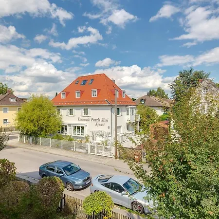 3-zimmer Mit Sehr Gutem Grundriss Und Balkon Мюнхен
