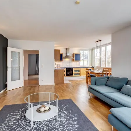 3-zimmer Mit Sehr Gutem Grundriss Und Balkon Apartman *