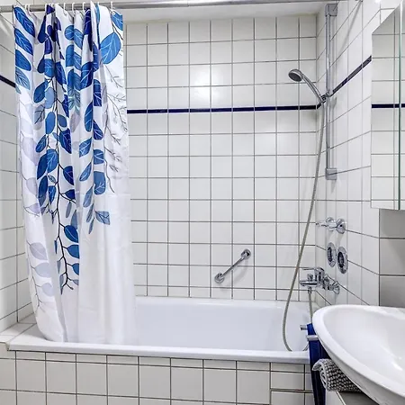 3-zimmer Mit Sehr Gutem Grundriss Und Balkon *